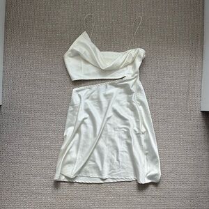 Elegant White Mini Dress